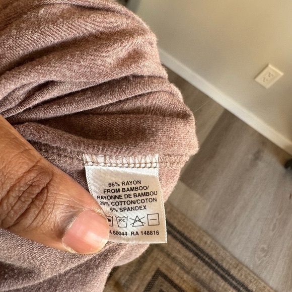 Smash Tess Mauve V-Neck Jumpsuit - Picture 4 of 5